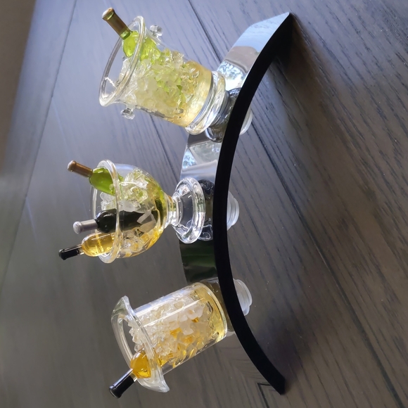 Set of 3 Acrylic Mini Wine Chiller Bottle Stoppers with Arch Display Stand - Picture 3 of 7